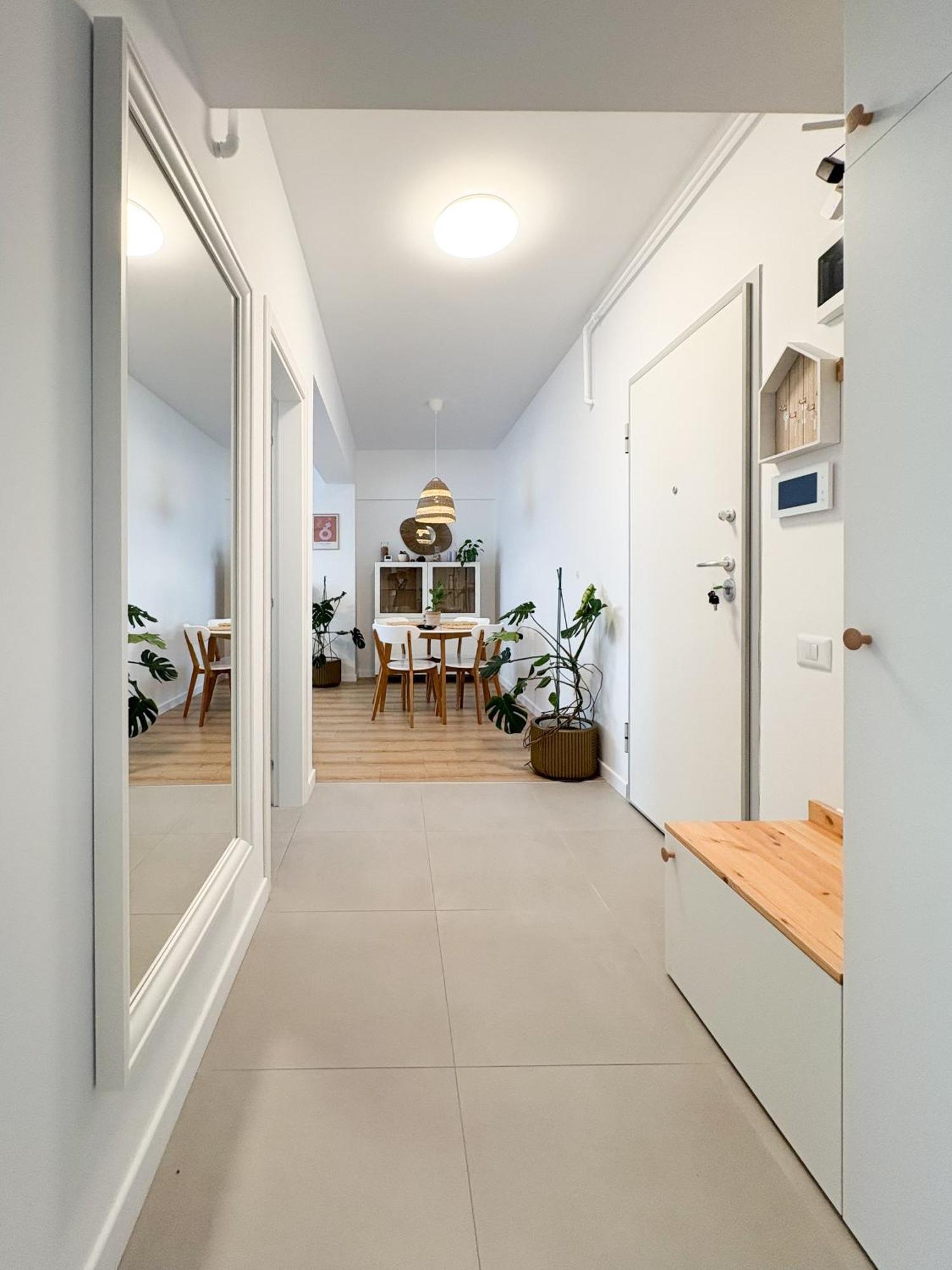 The Cozy Flat - Modern, New, 2 Rooms Apartment, Parking Bucureşti Ngoại thất bức ảnh