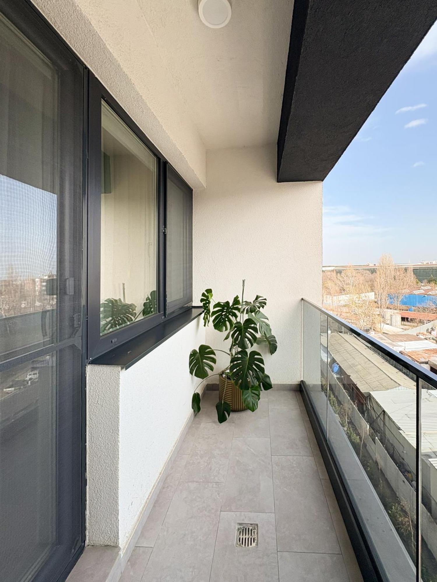 The Cozy Flat - Modern, New, 2 Rooms Apartment, Parking Bucureşti Ngoại thất bức ảnh